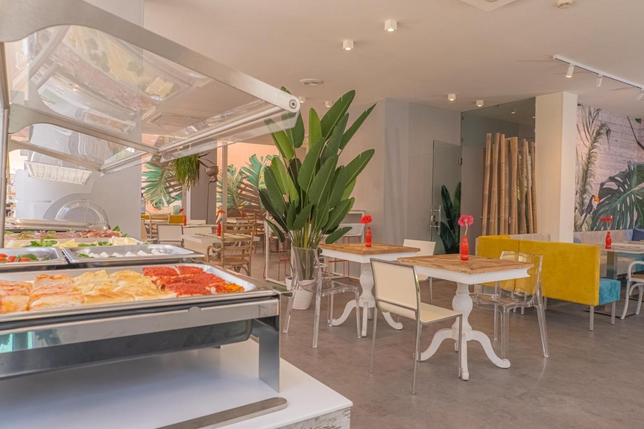 Design Hotel Astra B&B Misano Adriatico Zewnętrze zdjęcie