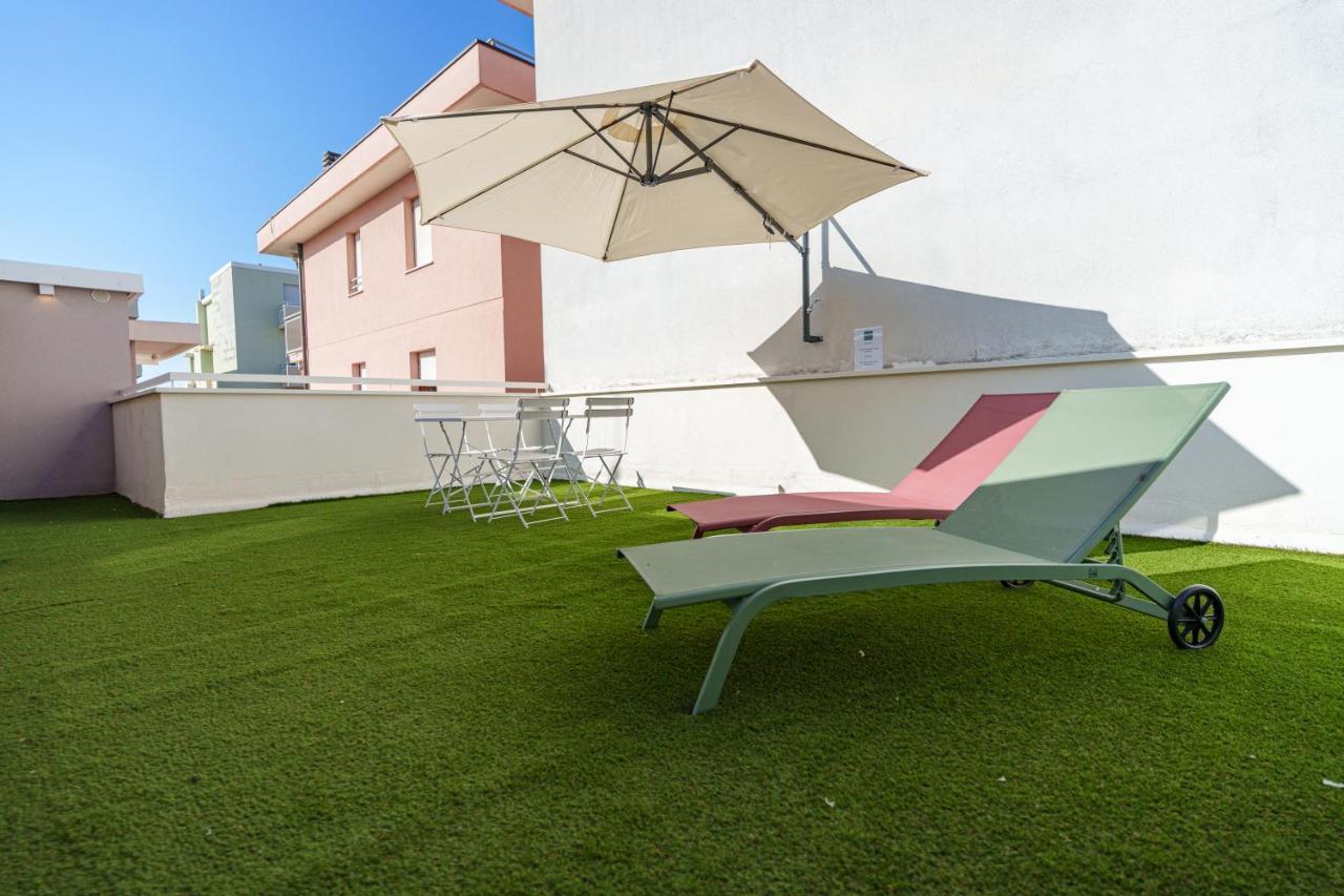 Design Hotel Astra B&B Misano Adriatico Zewnętrze zdjęcie